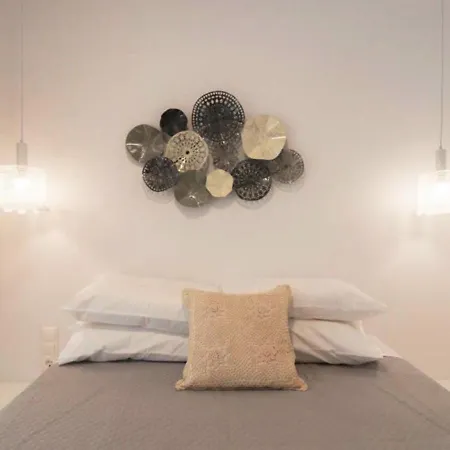 Sea & Naxos Lejlighed